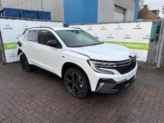 Démontage voiture Renault Austral Austral, SUV, 2022 1.2 E-Tech Hybrid 200 2023/11
