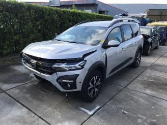 Coche siniestrado Dacia Jogger Jogger, MPV, 2022 1.0 TCe 110 12V 2022/2