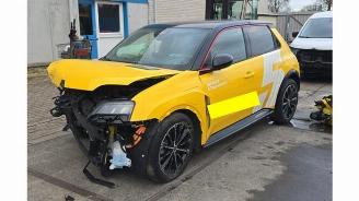 Vrakbiler auto Renault 4 5 E-Tech electric, Hatchback 5-drs, 2024 52 kWh 2024/11