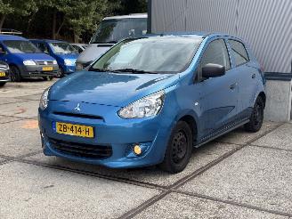 skadebil auto Mitsubishi Space-star 1.0 Inform Rondom plekjes 2013/1