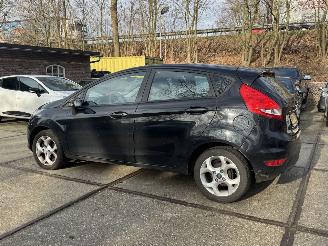 Ford Fiesta 1.25 Trend Airco gebruikerssporen! picture 4