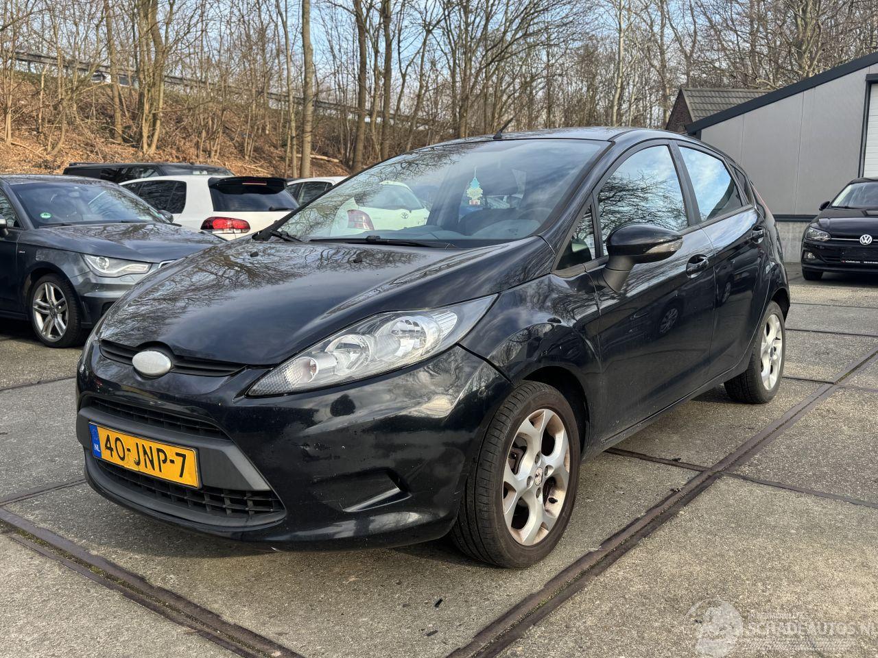 Ford Fiesta 1.25 Trend Airco gebruikerssporen!