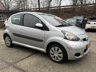 Toyota Aygo 1.0 Airco 5drs rijdbaar! picture 9