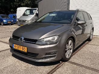 krockskadad bil auto Volkswagen Golf 7 1.4 TSI Highline AUTOMAAT XENON RIJDBAAR! 2013/1