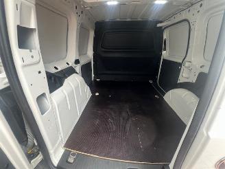 Volkswagen Caddy 2.0 TDI COMFORT AUTOMAAT CARPLAY picture 7