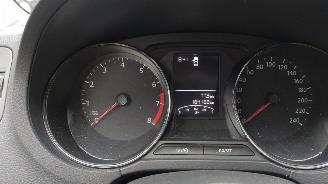 Volkswagen Polo 1.0 Highline mooie auto 164dkm !! picture 16