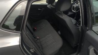 Volkswagen Polo 1.0 Highline mooie auto 164dkm !! picture 12