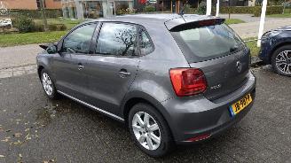Volkswagen Polo 1.0 Highline mooie auto 164dkm !! picture 4