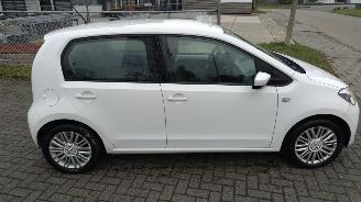Volkswagen Up! Groove Up! BIM 1.0 nette auto!! picture 7