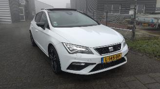 damaged passenger cars Seat Leon Leon 1.8 TSI FR BNSL Leer Pano 118280 ! Mooie auto! 2018/1