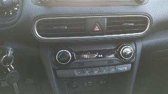 Hyundai Kona 1.0T GDI Comfort Lichte voorschade Prachtige auto! picture 15