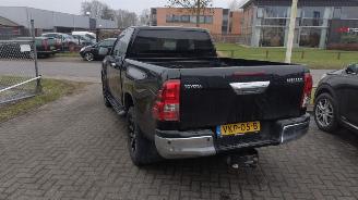 Toyota Hilux 2.4 d-4d XC Proffesional 87 km super mooi auto! picture 5