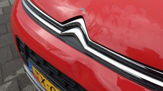 Citroën C3 Aircross 1.2 Feel Lichte schade Supermooie auto!! picture 4