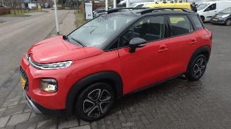 Citroën C3 Aircross 1.2 Feel Lichte schade Supermooie auto!! picture 6