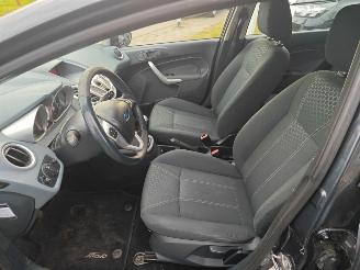 Ford Fiesta 1.4 Titanium met kleine schade picture 15