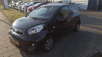 Kia Picanto 1.0 Luxury Edition Nav Mooie complete uitvoering picture 4