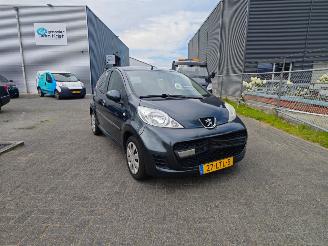 krockskadad bil auto Peugeot 107 PEUGEOT 107 Airco! Rijdbaar 2010/6