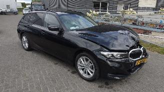 Avarii autoturisme BMW 3-serie 330 I X-drive Automaat 21.000 km Nap! Zeer netjes Rijdbaar 2023/12