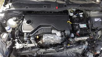 Peugeot 208 1.2 Hybride 1504 km Nieuwstaat! picture 4