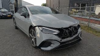 Vaurioauto  passenger cars Mercedes EQE EQE 300 AMG 11.000 km Pano Nardogrey Supermooie auto! 2024/1