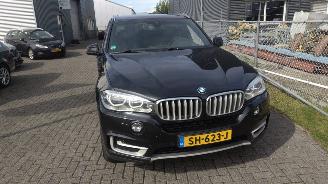 uszkodzony samochody osobowe BMW X5 XDRIVE30D Heads Up Harman Kardon 2015/1