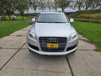 Schadeauto Audi Q7 (QUATTRO PREMIUM) 7 persoons 2007/9