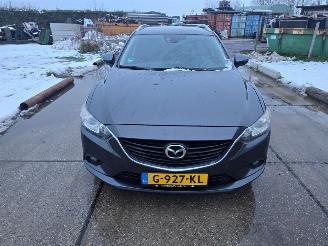 krockskadad bil auto Mazda 6  2013/11