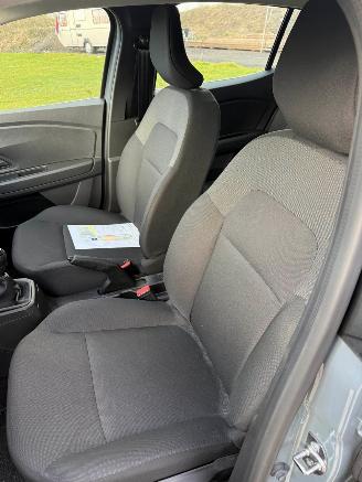 Dacia Sandero  picture 13