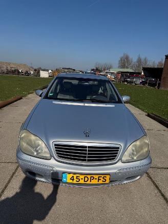 krockskadad bil auto Mercedes S-klasse 5.0 1999/10