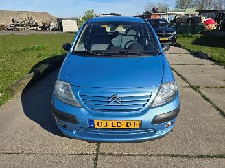 Schadeauto Citroën C3 automaat 2002/10