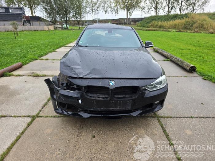 BMW 3-serie 3 serie (F30), Sedan, 2011 / 2018 328i 2.0 16V