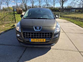 Uttjänta bilar auto Peugeot 3008 3008 I (0U/HU), MPV, 2009 / 2016 1.6 16V THP 155 2011/3