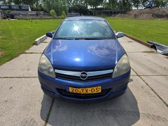  Opel Astra Astra H GTC (L08), Hatchback 3-drs, 2005 / 2011 1.8 16V 2006/1