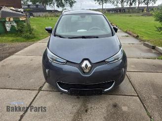 Vrakbiler auto Renault Zoé Zoe (AG), Hatchback 5-drs, 2012 R90 2017/7