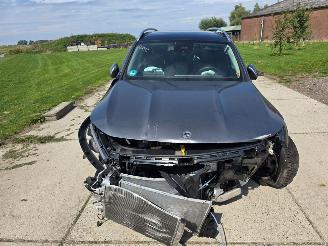 damaged passenger cars Mercedes GLB 250 Turbo 16V 4-Matic SUV 2025/11