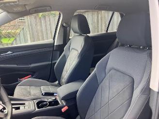 Volkswagen Golf 1.5 E.TSI AUTOMAAT picture 7