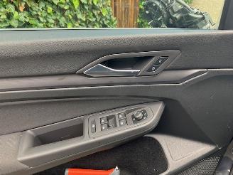 Volkswagen Golf 1.5 E.TSI AUTOMAAT picture 9