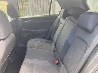 Volkswagen Golf 1.5 E.TSI AUTOMAAT picture 10