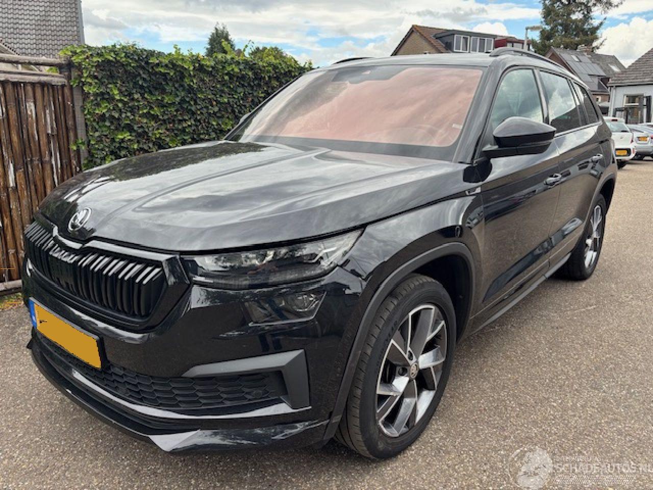 Skoda Kodiaq 1.5 TSI Sportline PANORAMA LEER AUTOMAAT !!