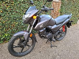  Honda CB 125 F A1 RIJBEWIJS 2025/9