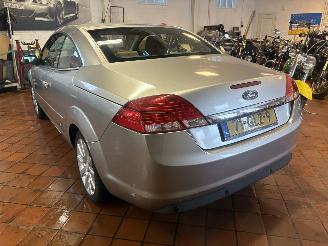 Ford Focus CABRIO 145PK AUTOMAAT NAP picture 10