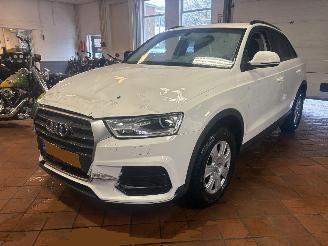 krockskadad bil auto Audi Q3 1.4 TFSI 150 PK AUTOMAAT PANORAMA 2016/6