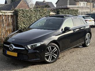 skadebil auto Mercedes A-klasse 250 e HYBRID PANO-AUTOMAAT-SFEER-VOL LEER-BURMESTER AUDIO 2022/8