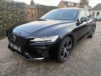 skadebil auto Volvo S-60 Recharge T8 AWD R-Design Plug in Hybrid 391pk AUTOMAAT 2023/7