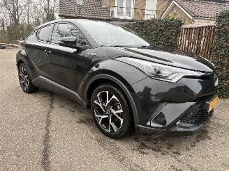 Toyota C-HR GERESERVEERD 1.8 HYBRID SPORT AUTOMAAT 2020 picture 3