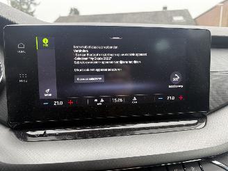 Skoda Octavia 1.0 TSI SPORT 110 PK NAP NIEUWSTAAT picture 25