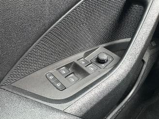 Skoda Octavia 1.0 TSI SPORT 110 PK NAP NIEUWSTAAT picture 18