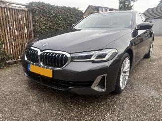 Auto incidentate BMW 5-serie HYBRIDE/DIESEL 193PK AUTOMAAT BUSINESS LINE PLUS 2023/5