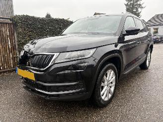 krockskadad bil auto Skoda Kodiaq 1.5 TSI Limited Business Edition AUTOMAAT 150PK 2020/4