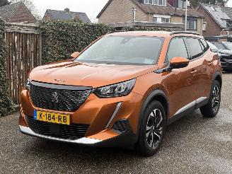 Unfallwagen Peugeot 2008 1.2 sport 102 pk 2021/2